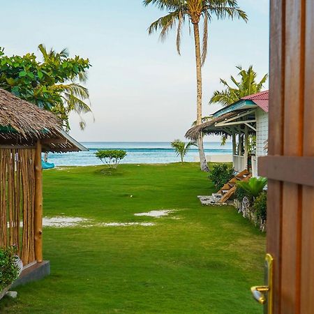 Katiet Beach Resort Mentawai, Lance'S Right Hts Exterior foto